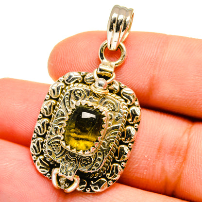 Labradorite Pendants handcrafted by Ana Silver Co - PD16169