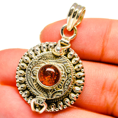 Baltic Amber Pendants handcrafted by Ana Silver Co - PD16351