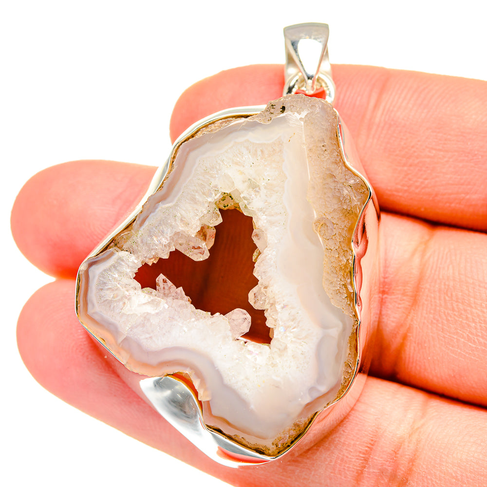 White Geode Slice Pendants handcrafted by Ana Silver Co - PD16396