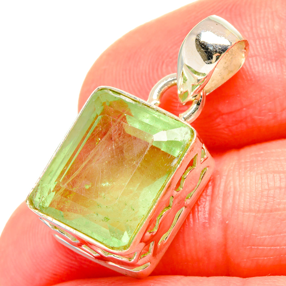 Green fluorite pendant with faceted square gemstone in 925 sterling silver setting