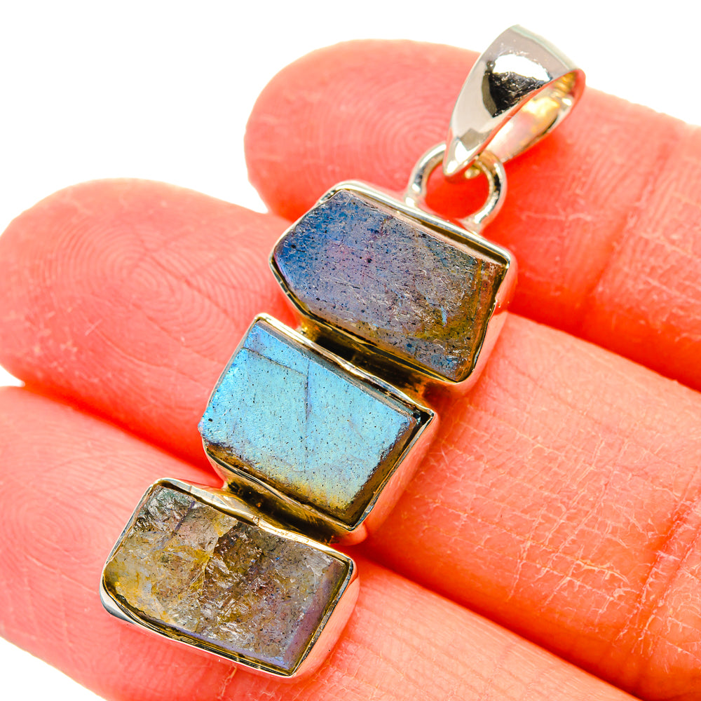 Labradorite Pendants handcrafted by Ana Silver Co - PD17328