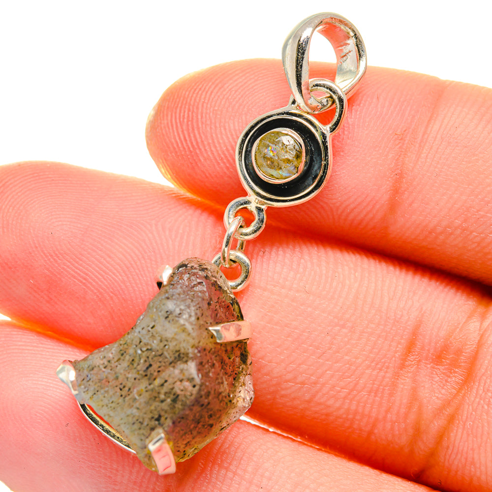Labradorite Pendants handcrafted by Ana Silver Co - PD17481