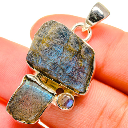 Labradorite Pendants handcrafted by Ana Silver Co - PD17487