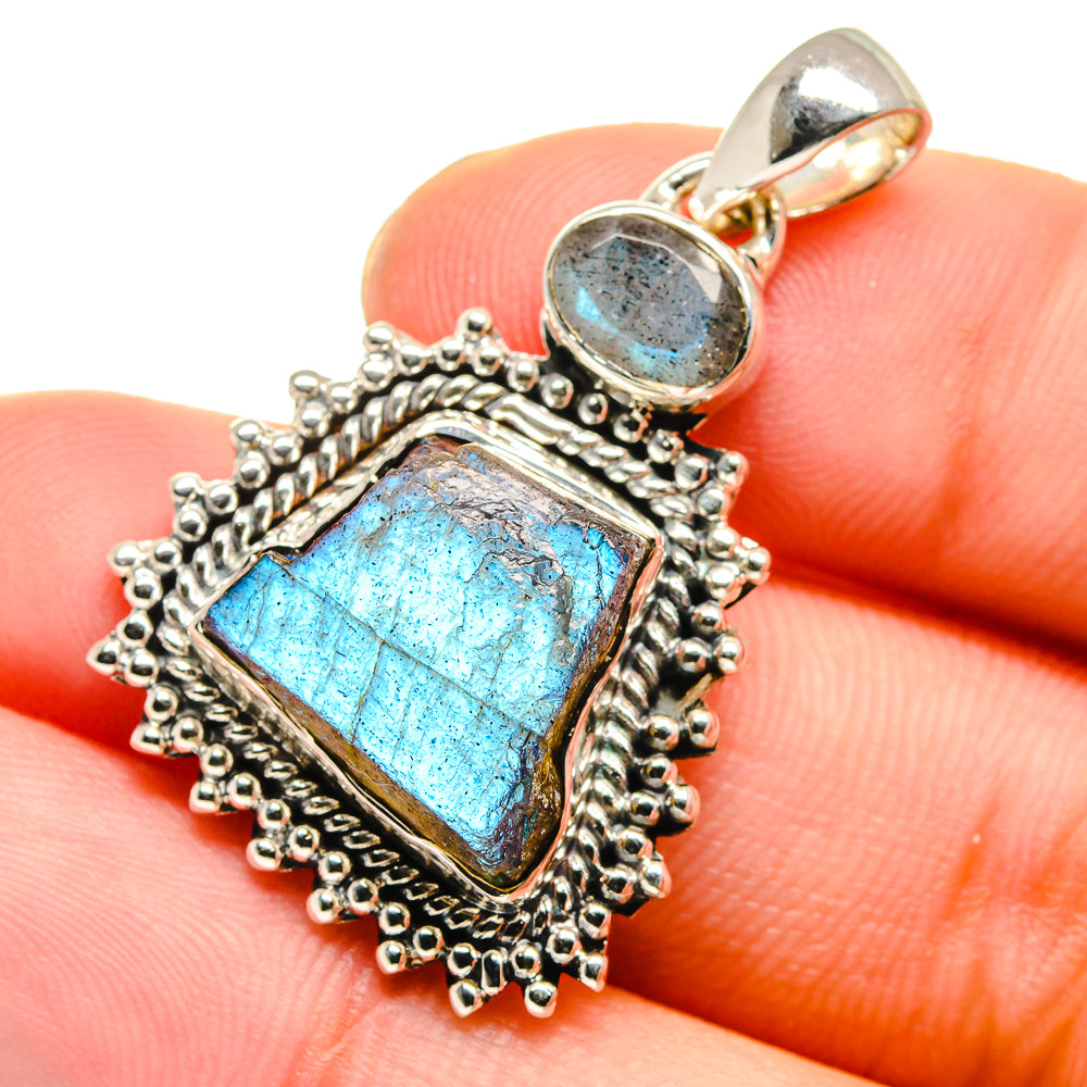 Labradorite Pendants handcrafted by Ana Silver Co - PD17505