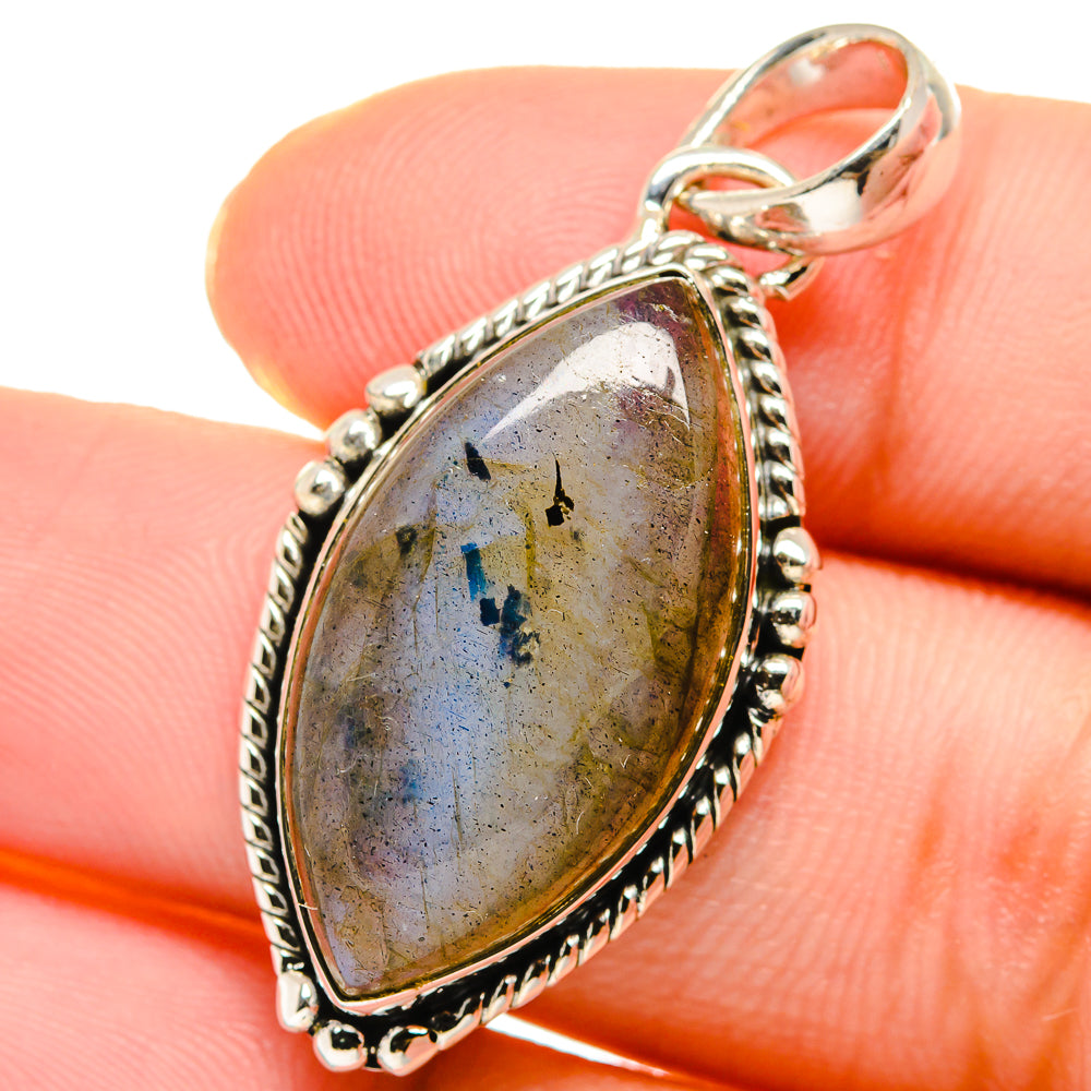 Labradorite Pendants handcrafted by Ana Silver Co - PD17574