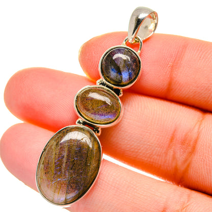 Labradorite Pendants handcrafted by Ana Silver Co - PD17642