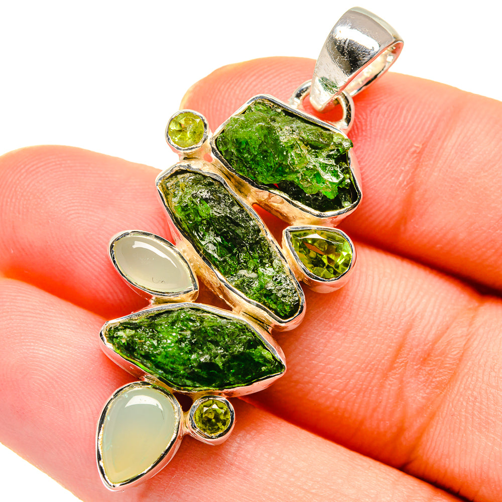 Chrome Diopside Pendants handcrafted by Ana Silver Co - PD17748