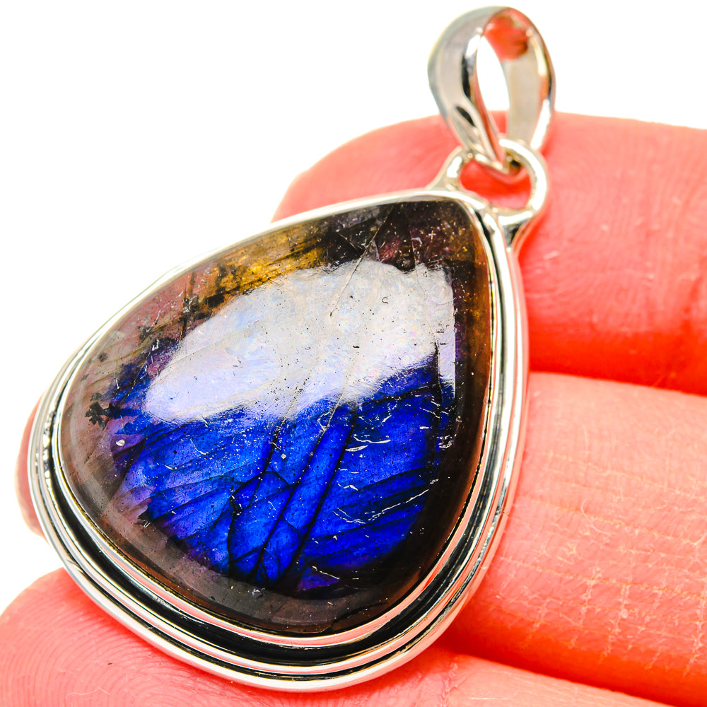 Labradorite Pendants handcrafted by Ana Silver Co - PD18023