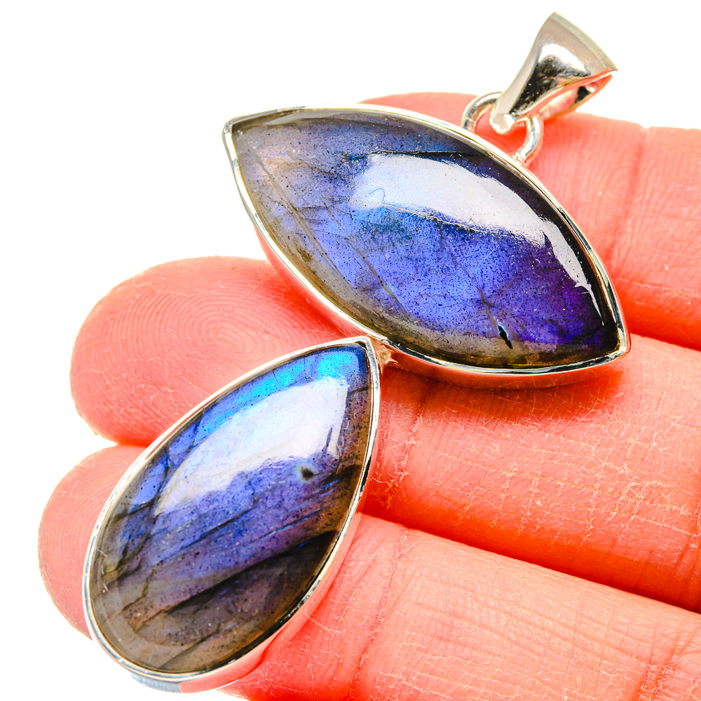Labradorite Pendants handcrafted by Ana Silver Co - PD18034