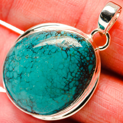 Turquoise gemstone pendant in 925 sterling silver, round cabochon with bail