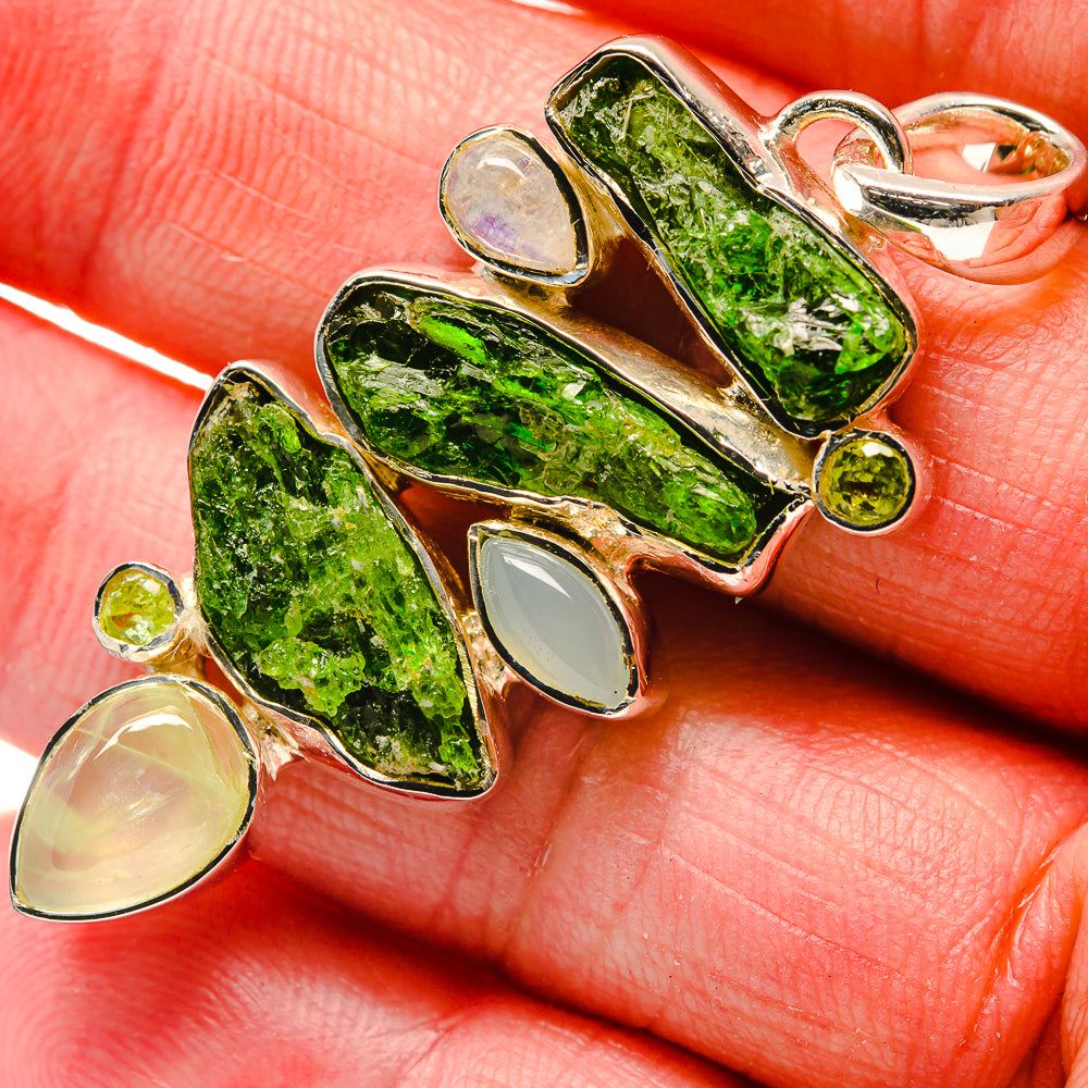 Chrome Diopside Pendants handcrafted by Ana Silver Co - PD18177