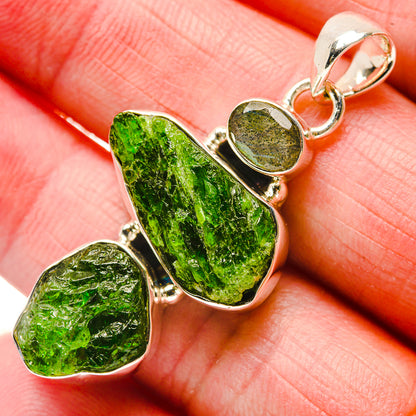 Chrome Diopside, Labradorite Pendants handcrafted by Ana Silver Co - PD18308