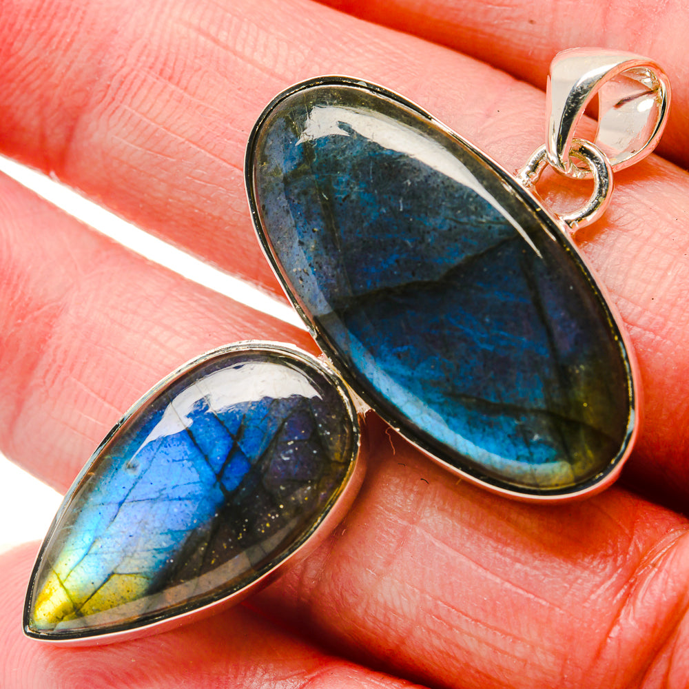 Labradorite Pendants handcrafted by Ana Silver Co - PD18400