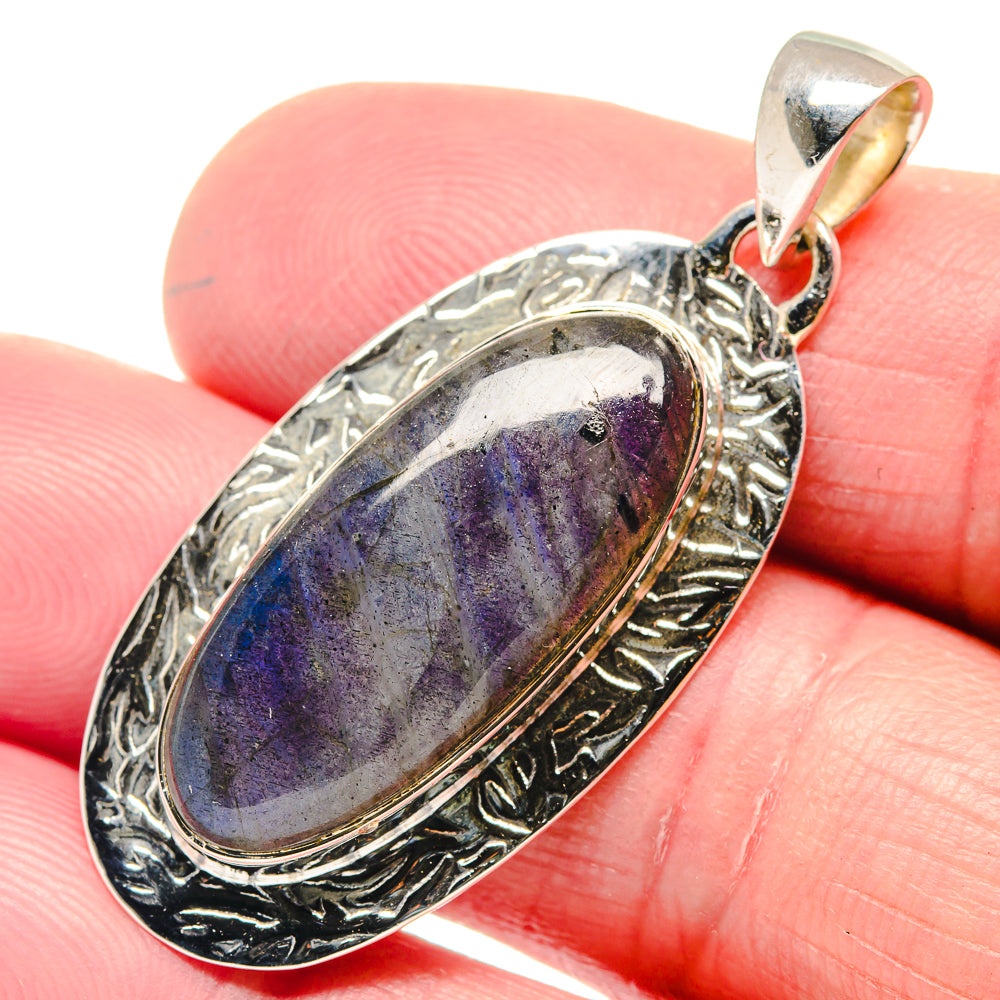 Labradorite Pendants handcrafted by Ana Silver Co - PD18614