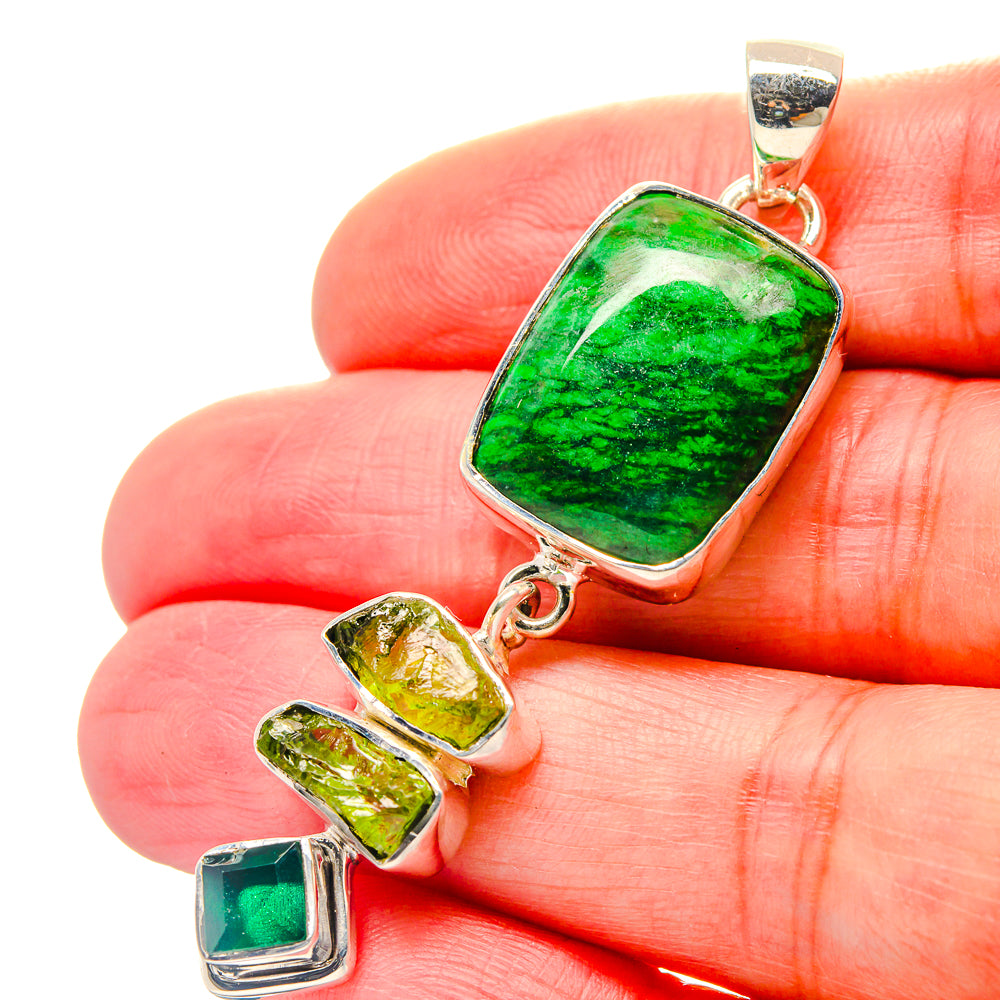 Maw Sit Sit Pendants handcrafted by Ana Silver Co - PD18963