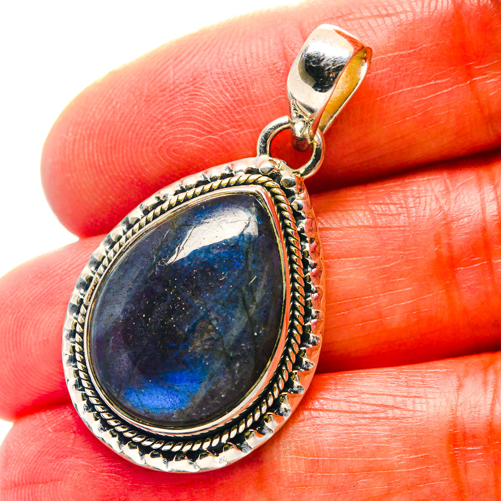 Labradorite Pendants handcrafted by Ana Silver Co - PD19020