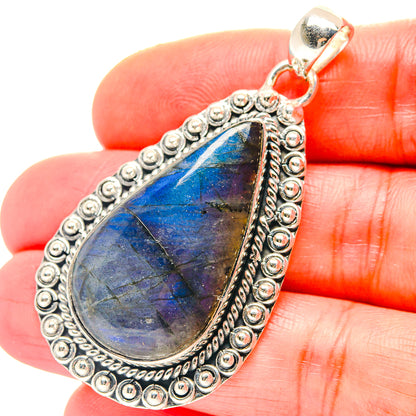 Labradorite Pendants handcrafted by Ana Silver Co - PD19103