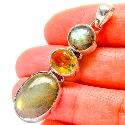 Labradorite Pendants handcrafted by Ana Silver Co - PD19118