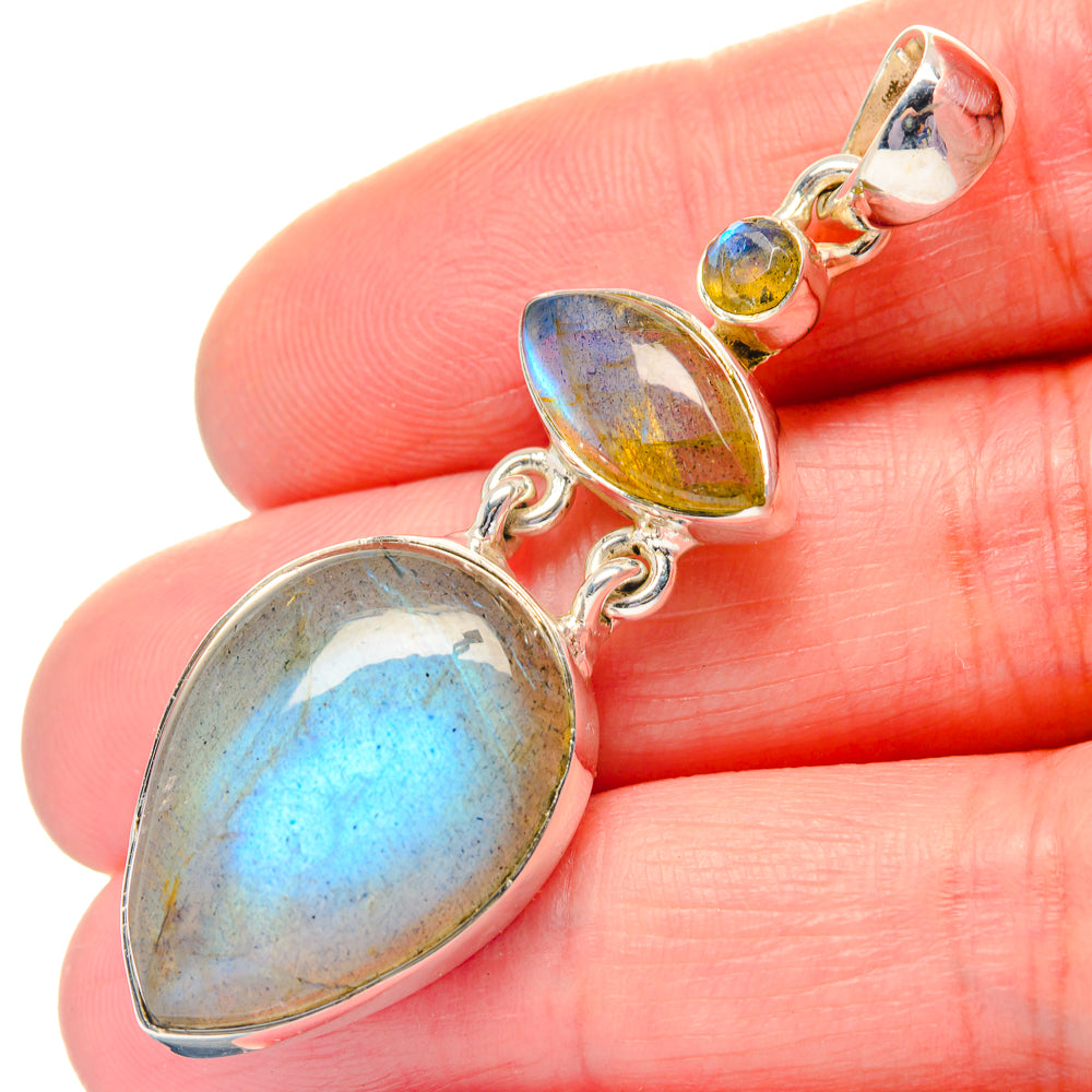Labradorite Pendants handcrafted by Ana Silver Co - PD19338