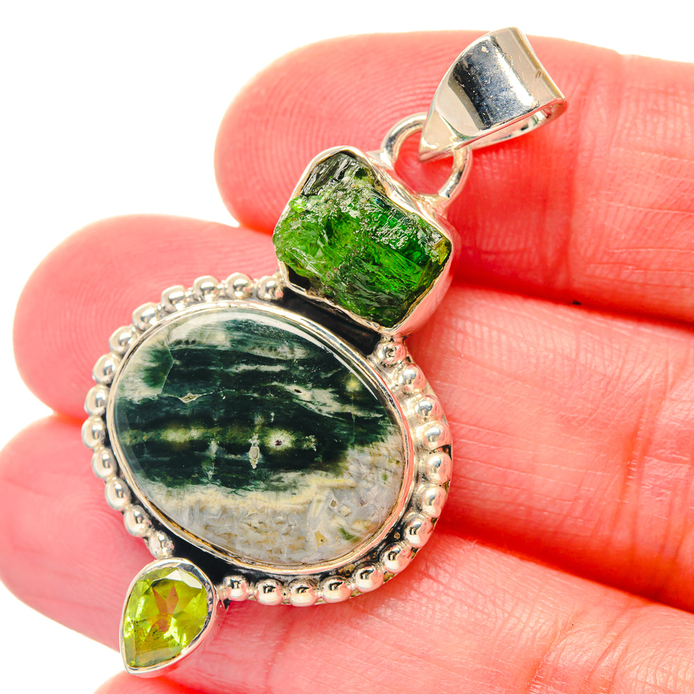 Labradorite, Cultured Pearl Pendants handcrafted by Ana Silver Co - PD19465