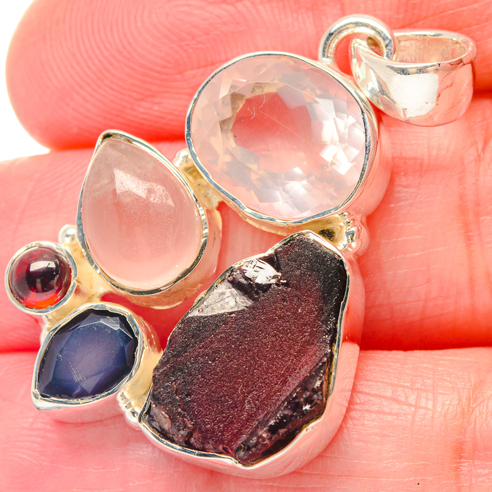 Labradorite Pendants handcrafted by Ana Silver Co - PD19565