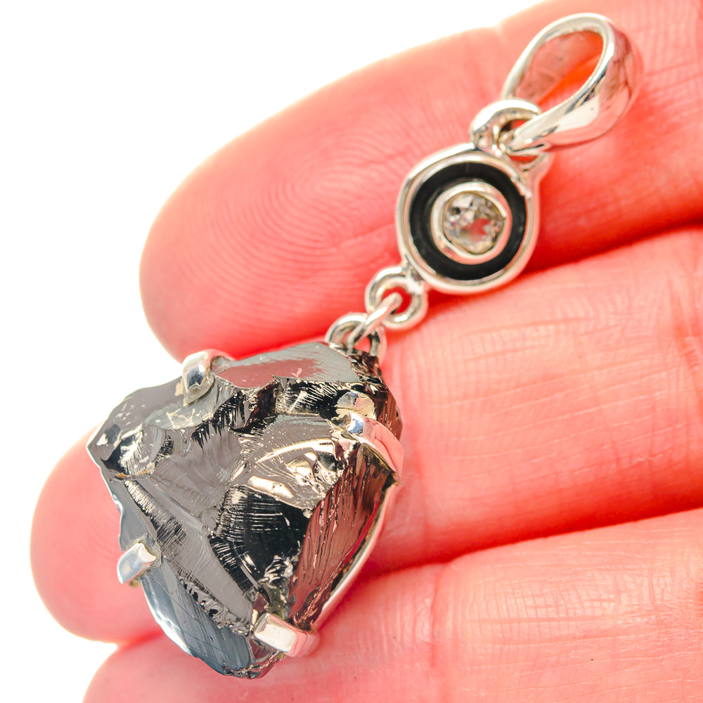 925 sterling silver rough black shungite pendant with clear quartz center bezel