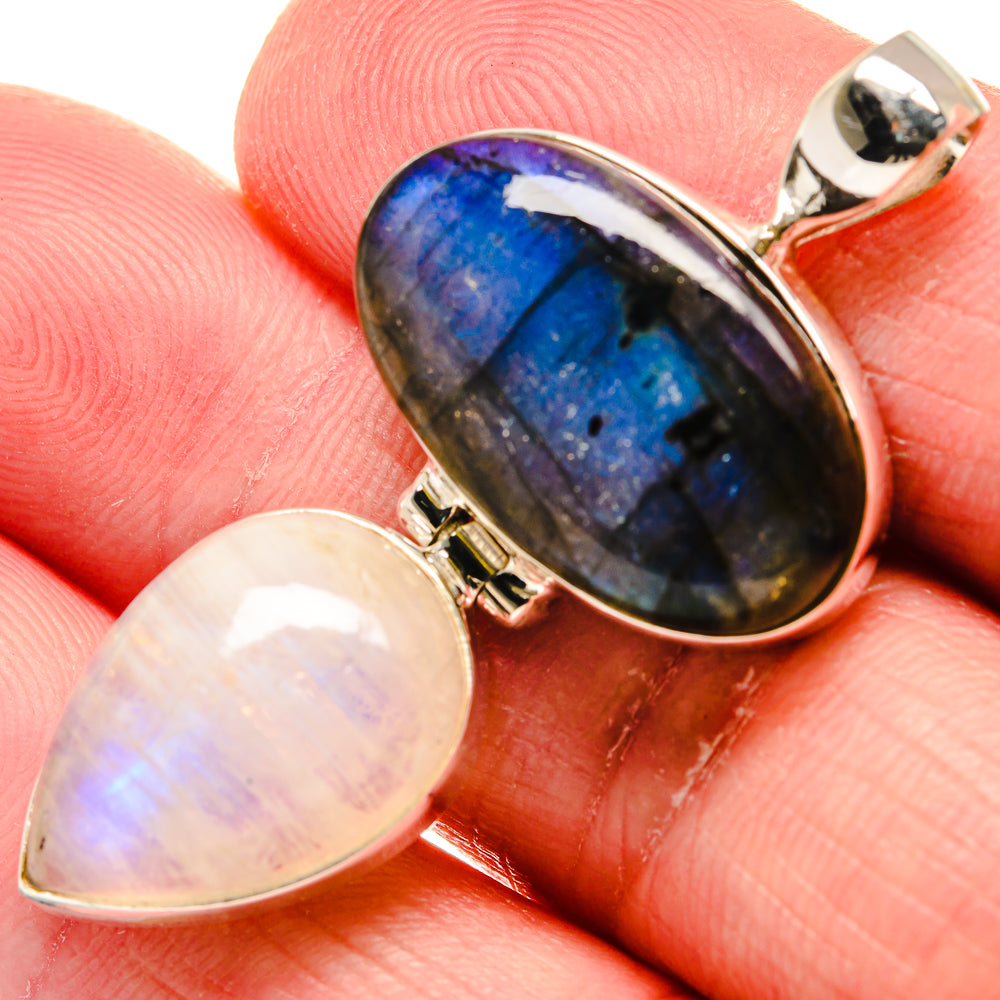 Labradorite Pendants handcrafted by Ana Silver Co - PD20767