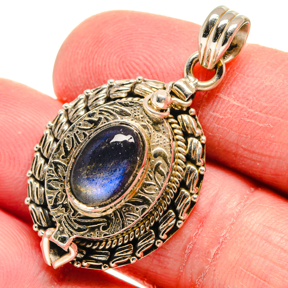 Labradorite Pendants handcrafted by Ana Silver Co - PD21100