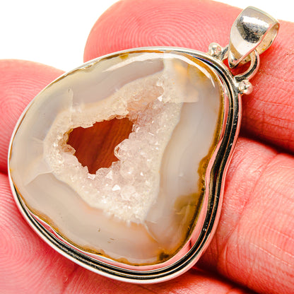 White Geode Slice Pendants handcrafted by Ana Silver Co - PD21343