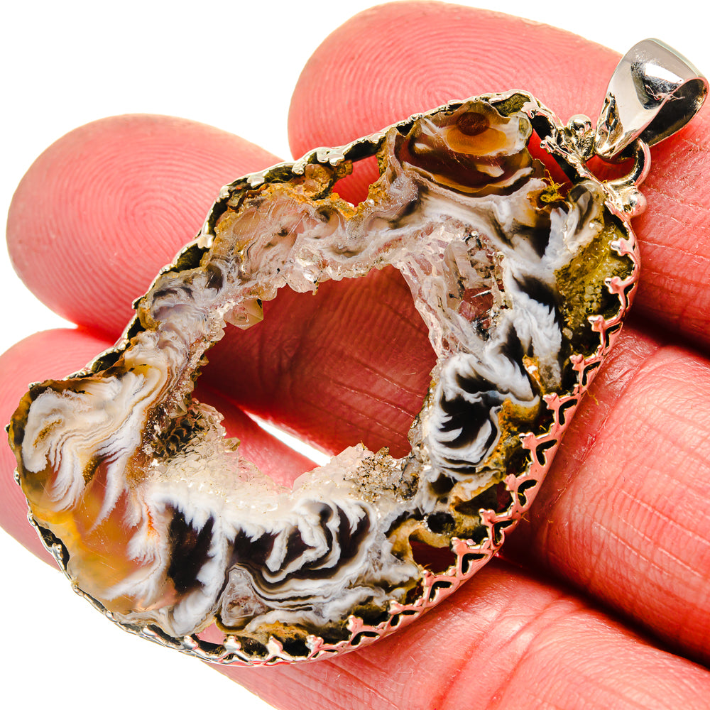 Occo Geode Pendants handcrafted by Ana Silver Co - PD21349
