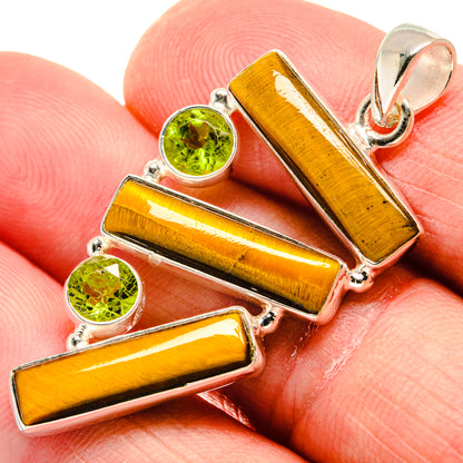 925 silver pendant with tiger-eye bar stones and green peridot round stones, top bail