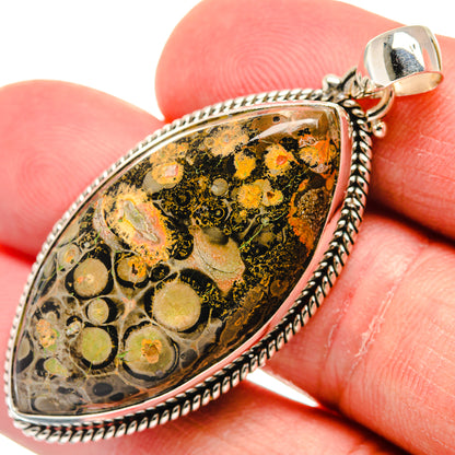 Teardrop poppy jasper pendant in 925 sterling silver bezel with ornate rope edge