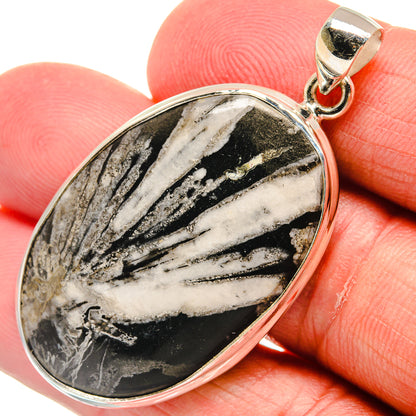 Chrysanthemum Stone Pendants handcrafted by Ana Silver Co - PD22551
