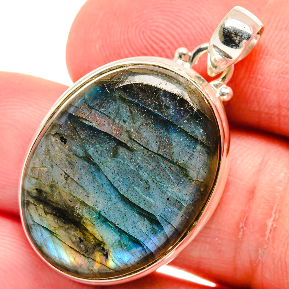 Oval labradorite pendant with blue-green flash, 925 sterling silver bail