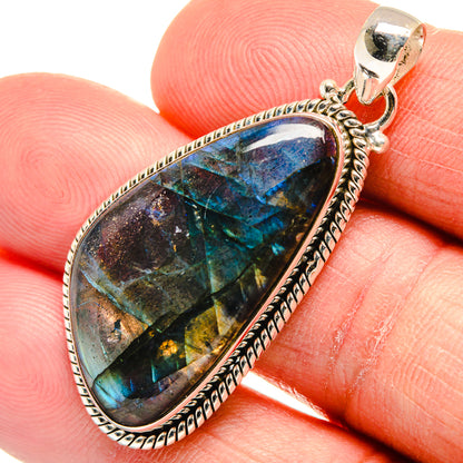 Labradorite Pendants handcrafted by Ana Silver Co - PD23319