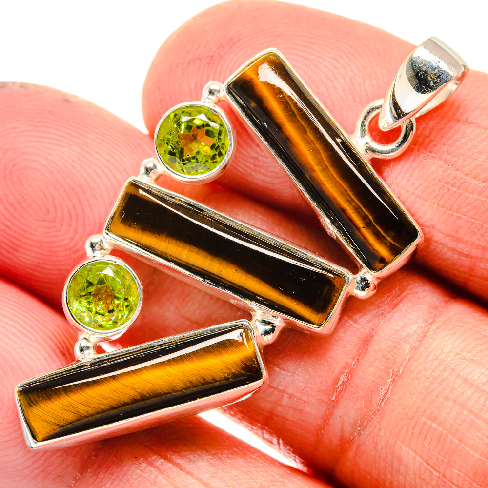 925 sterling silver pendant with tiger eye brown rectangles and peridot green round stones