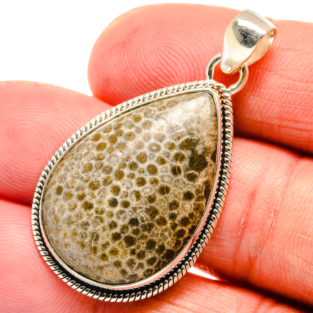 Stingray Coral Pendants handcrafted by Ana Silver Co - PD23543