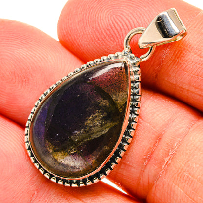 925 sterling silver labradorite teardrop pendant with beaded bezel and loop bail