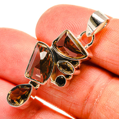 Smoky quartz pendant in 925 sterling silver with faceted smoky stones and top bail