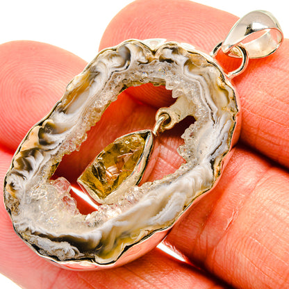 Occo Geode Pendants handcrafted by Ana Silver Co - PD24582