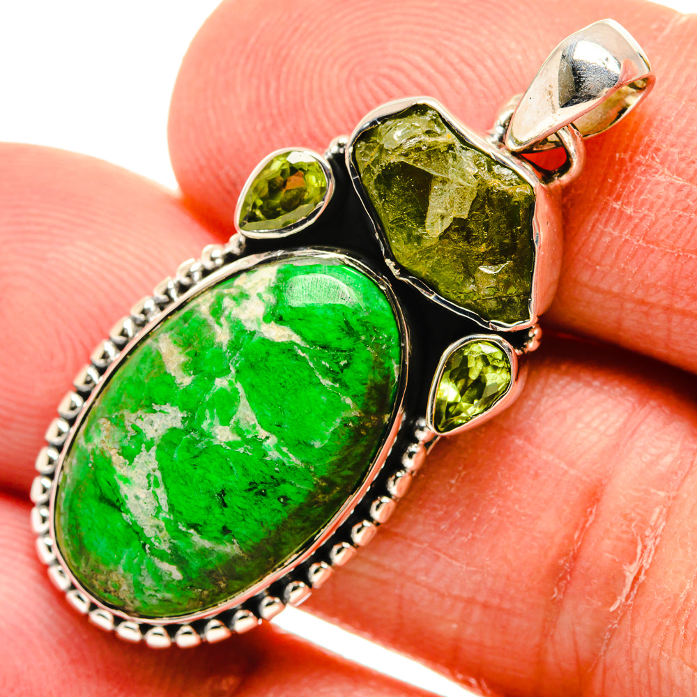 Maw Sit Sit Pendants handcrafted by Ana Silver Co - PD24627
