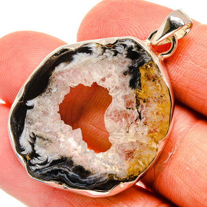 Occo Geode Pendants handcrafted by Ana Silver Co - PD24648