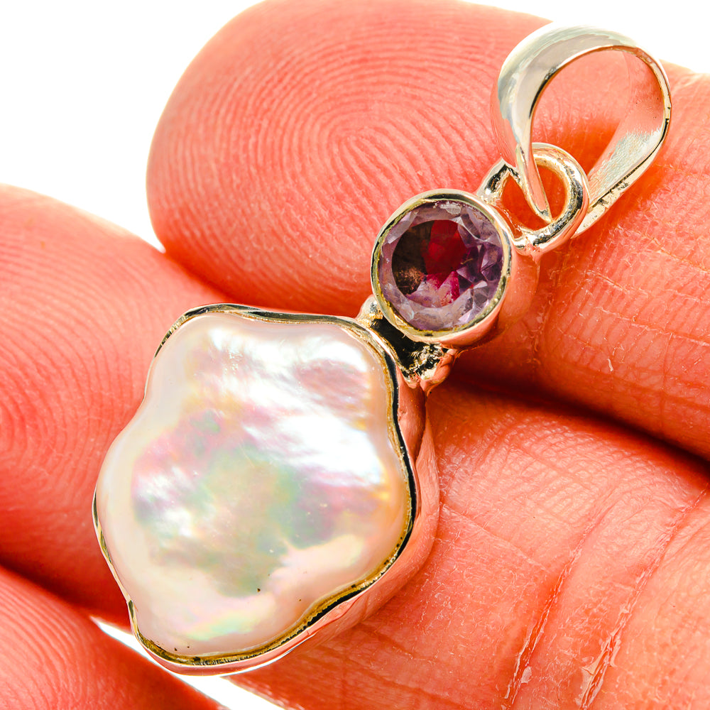 Mother Of Pearl Pendants handcrafted by Ana Silver Co - PD24746