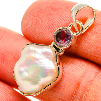Mother Of Pearl Pendants handcrafted by Ana Silver Co - PD24746