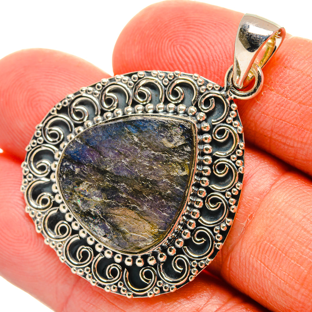 Labradorite Pendants handcrafted by Ana Silver Co - PD25237