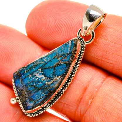 Labradorite Pendants handcrafted by Ana Silver Co - PD25298
