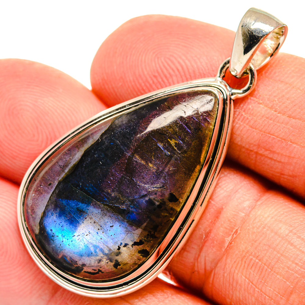 Labradorite Pendants handcrafted by Ana Silver Co - PD25385