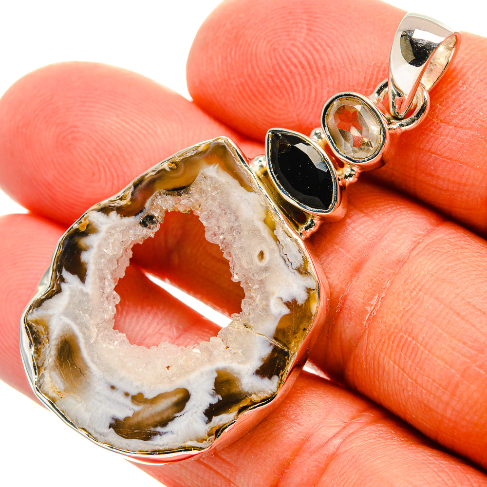 Occo Geode Pendants handcrafted by Ana Silver Co - PD25501