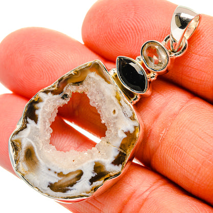 Occo Geode Pendants handcrafted by Ana Silver Co - PD25501