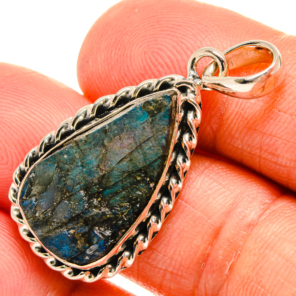 Labradorite Pendants handcrafted by Ana Silver Co - PD25763